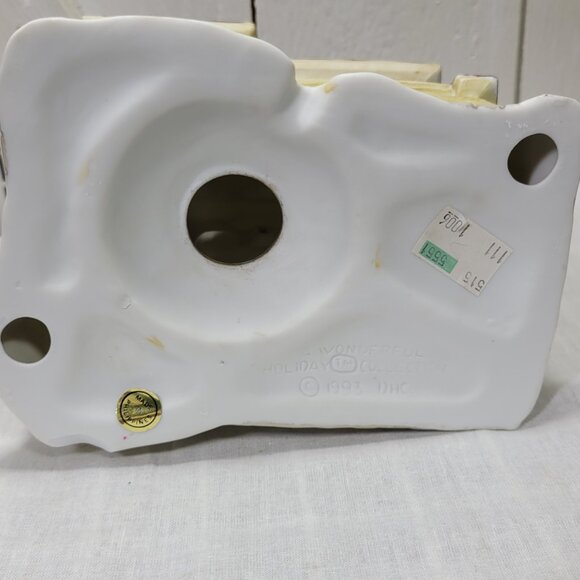 It’s a Wonderful Life – 1993 DHC Lot: Old Grandville House & Ma and Pa Bailey - Picture 6 of 15